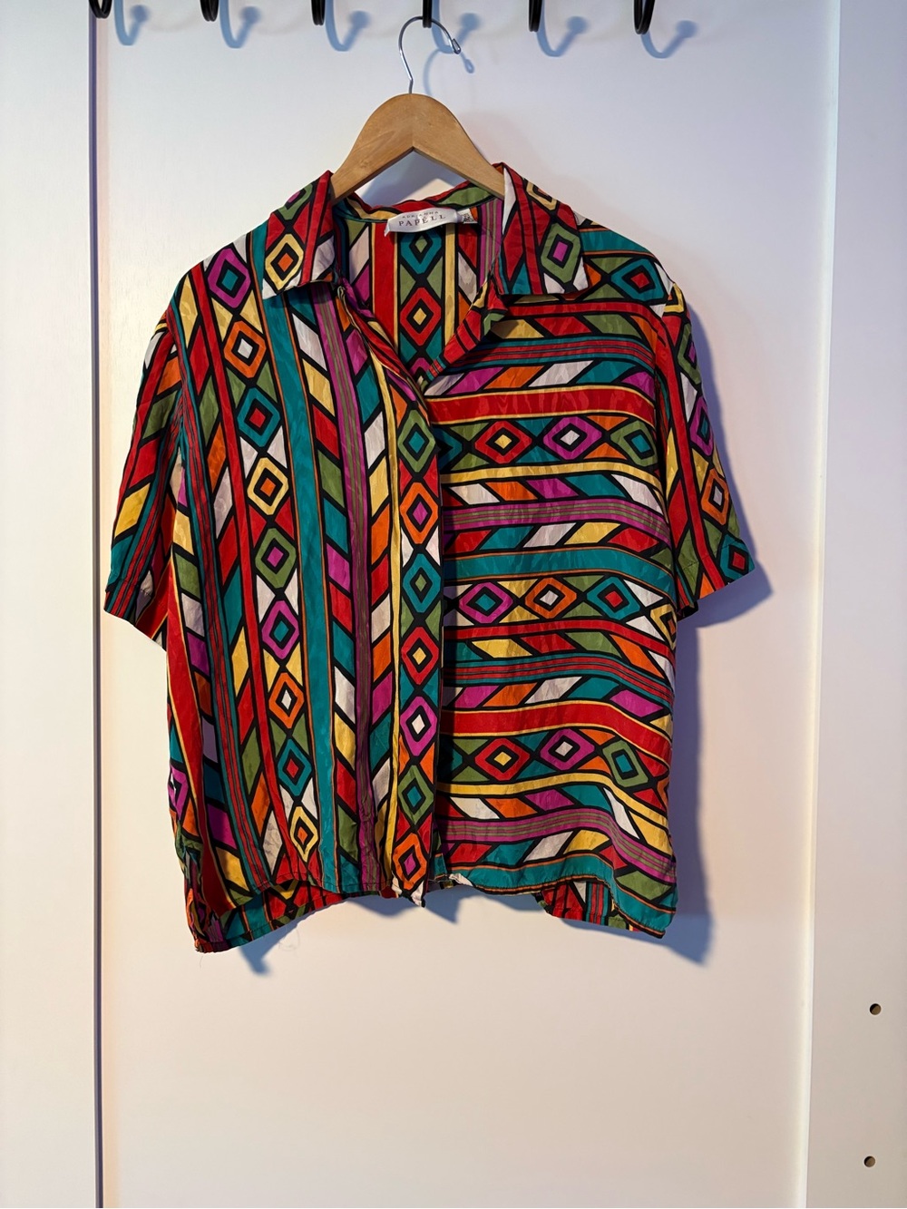 Vintage Adrianna Papell 100% Silk Geometric Button Blouse chic fun stylish - Picture 2 of 4